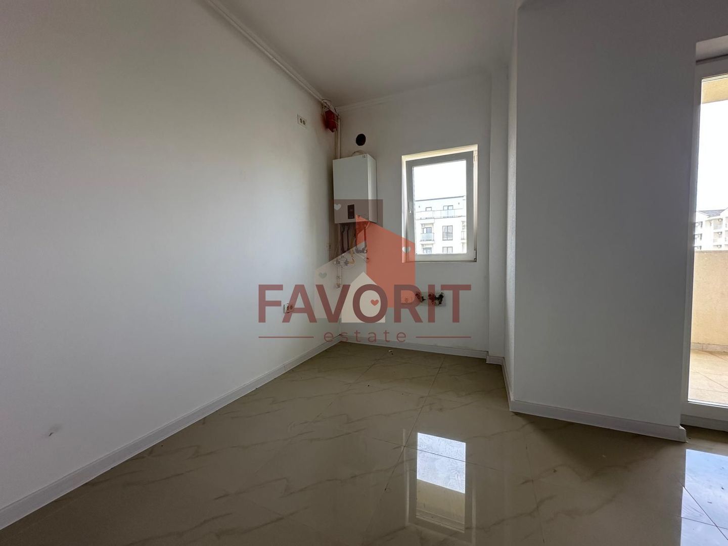 3 camere | Bloc nou | COMISION 0 | loc parcare | zona excelenta | - Poză 2