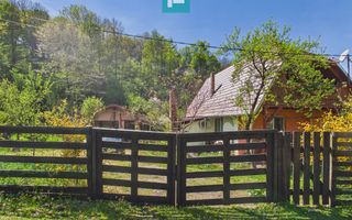 Casă Câmpani, 8000 mp teren, la poalele Apusenilor - Poză 1