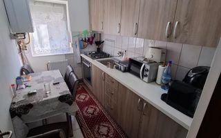 Apartament cu 1 camera decomandat, parter inalt, centrala gaz, clima - Poză 3