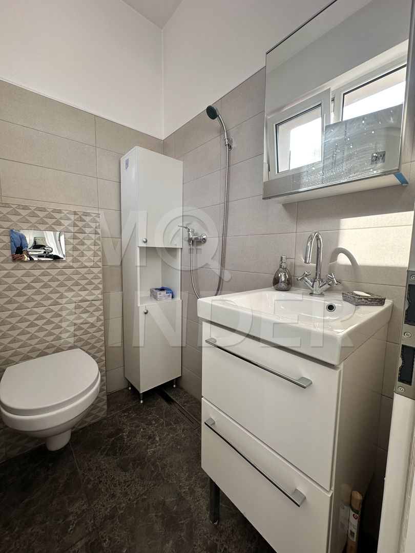 Casă specială de vânzare în Gheorgheni cu 600 mp teren - Poză 8