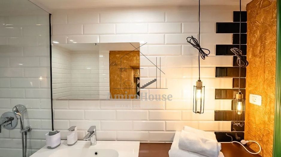 Doua apartamente de 49 mp si 46 mp, finisate, cladire istorica, str R Ferdinand - Poză 23