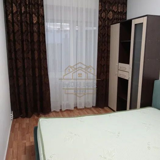 Zonă ultracentrală, apartament decomandat spre închiriere cu 2 camere - Poză 2