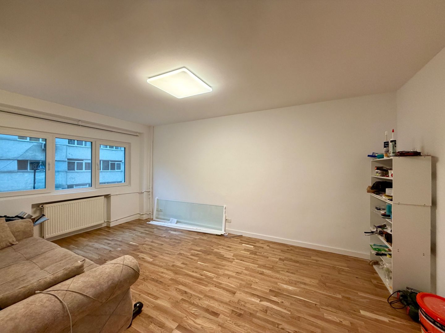 4 camere renovat| boxa | poziție excelenta Universitate - Poză 2