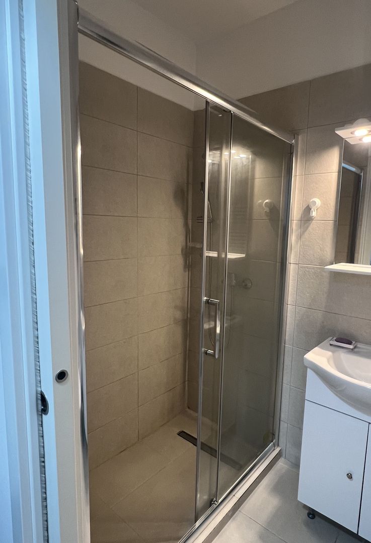 Garsonieră spațioasă de inchiriat , complet utilată, Bld. Timișoara - Poză 10