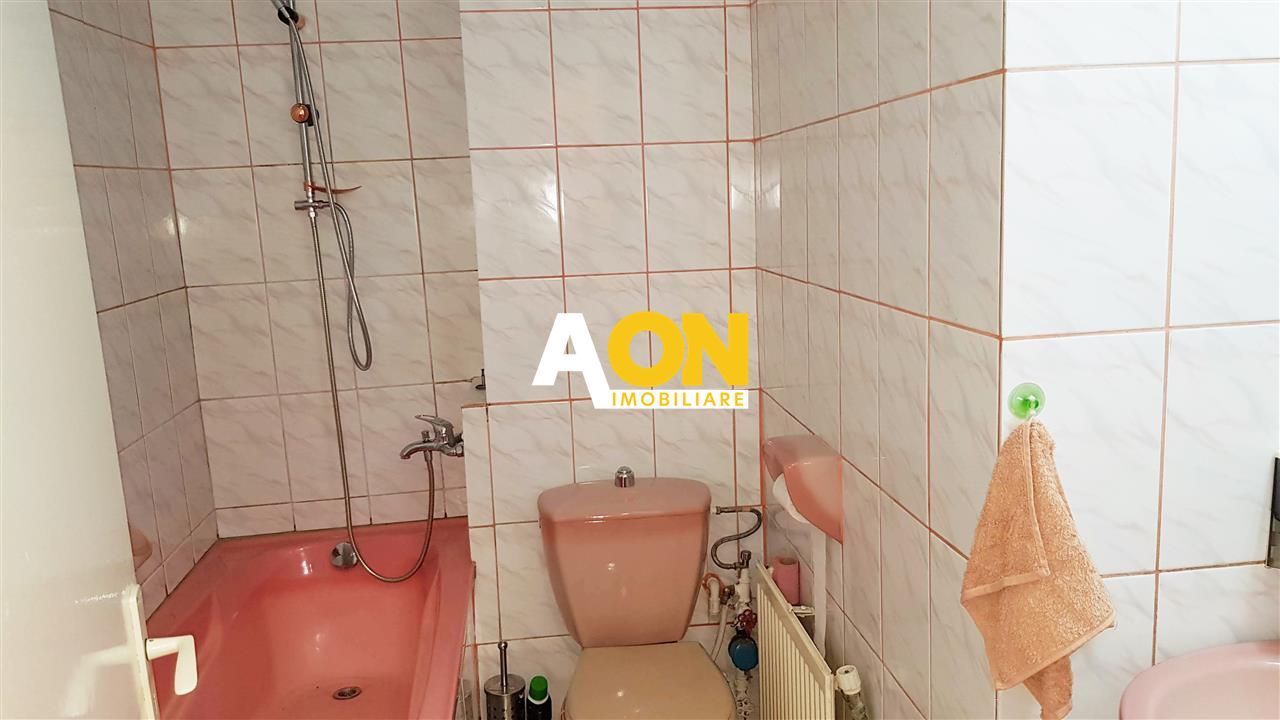 Apartament 3 camere, etaj 1, ultracentral - Poză 10