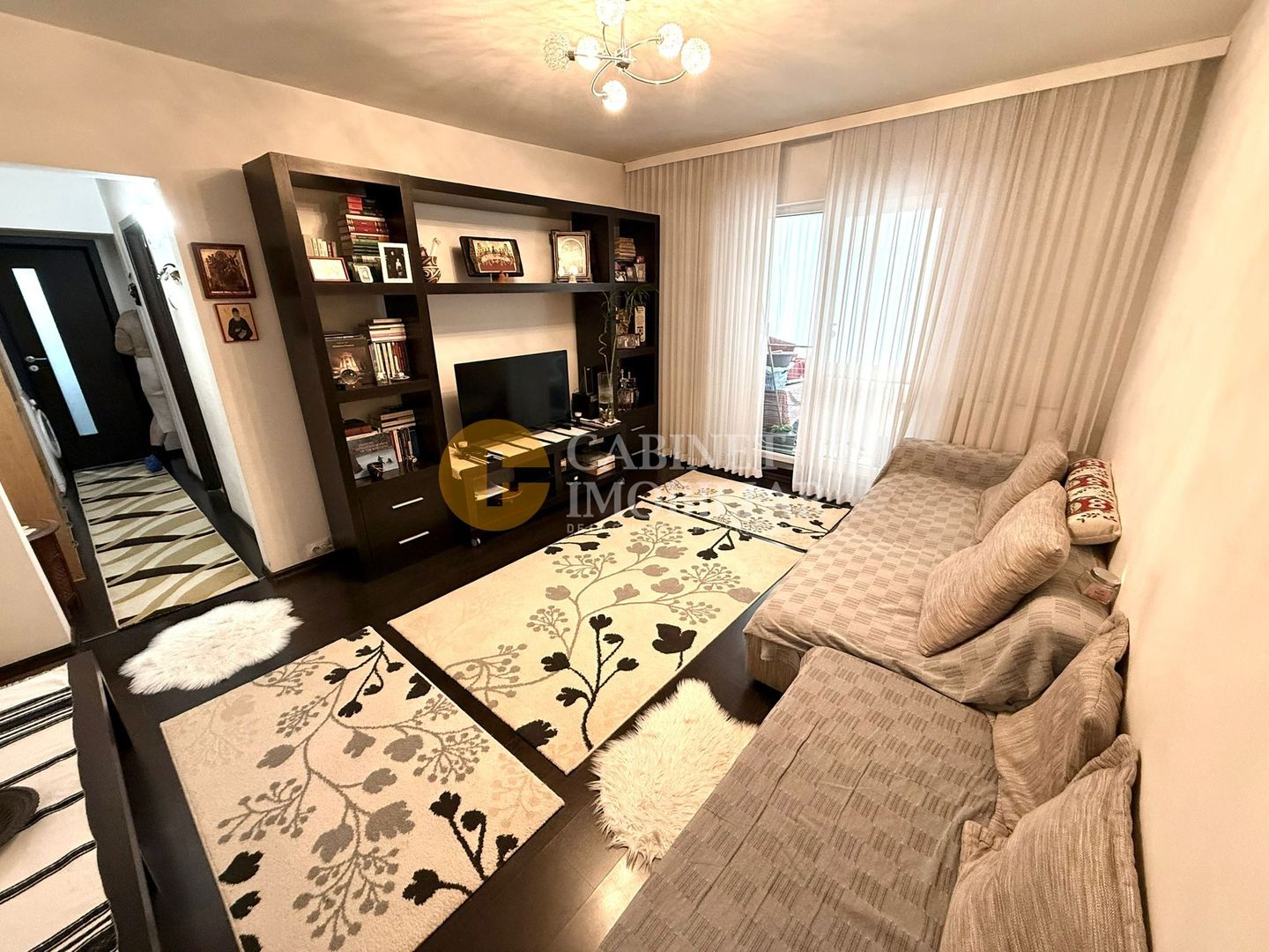 3 camere - Mobilat/Utilat - Etaj 4 (Cu pod izolat) - Zona Dacia - Poză 1