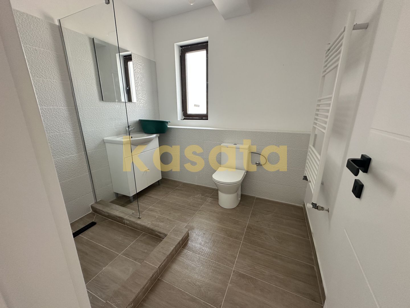 🏡 Casă pe parter de vânzare | 4 camere | Toate utilitățile - Poză 4