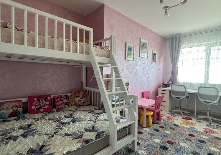 Apartament spațios și luminos, ideal pentru familie, Zona Tineretului. - Poză 2