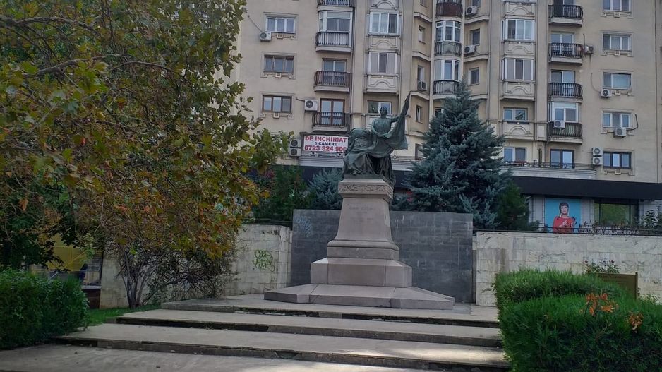 Închiriez apartament 5 camere, Piața Unirii-FÂNTÂNI - Poză 3