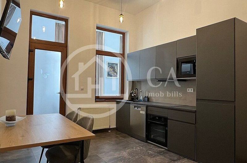Apartament de inchiriat cu 3 camere in zona ultracentrala, Oradea - Poză 1