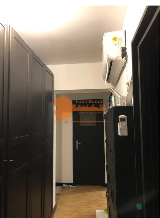 Apartament 4 camere de vânzare - Poză 3