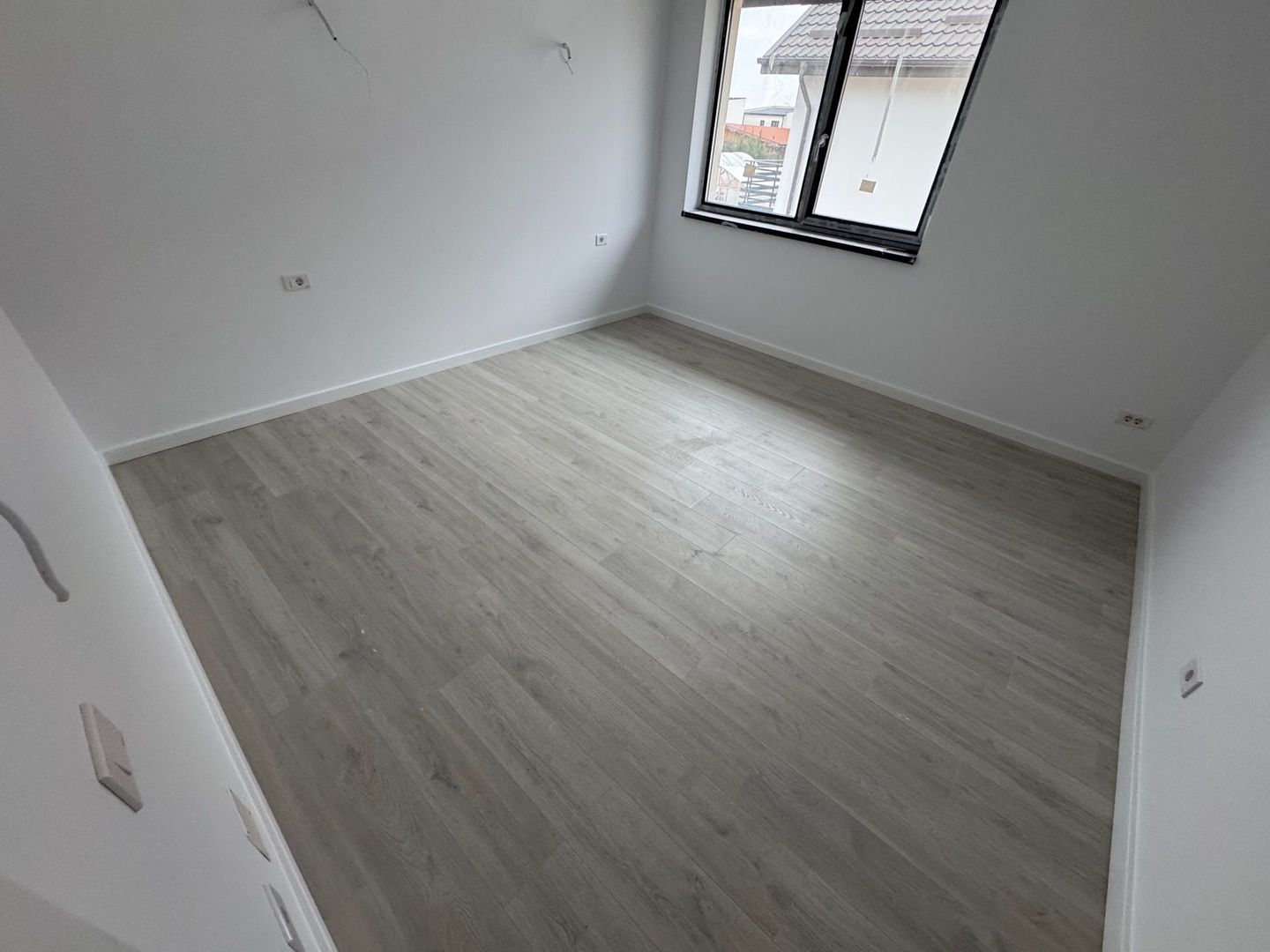 Individuala Tunari Central, curte 350m2, TOATE Utilitatile, 0% Comision - Poză 12