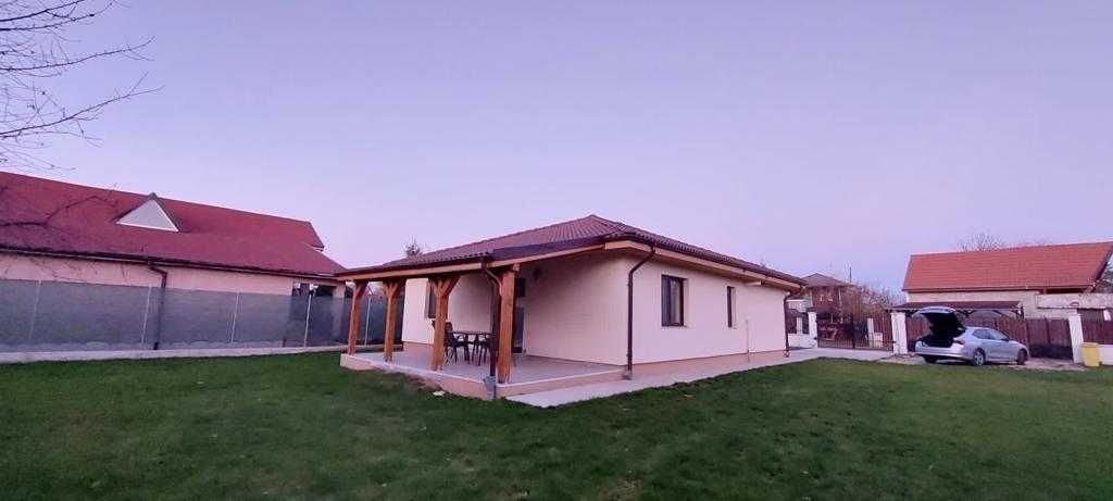 Vând casă în Satu Mare, zona Bercu Roșu - Poză 1