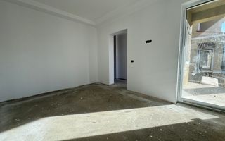 Casa Individuala in Mosnita. La asfalt. Cu Carport - Poză 8