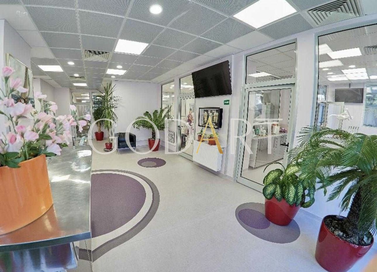 SPAȚIU COMERCIAL ULTRACENTRAL | PARCARE PRIVATA - Poză 5