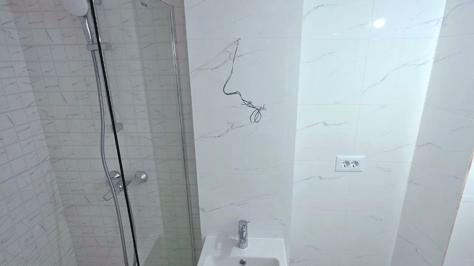 Apartament cu 3 camere în București, România - Poză 6