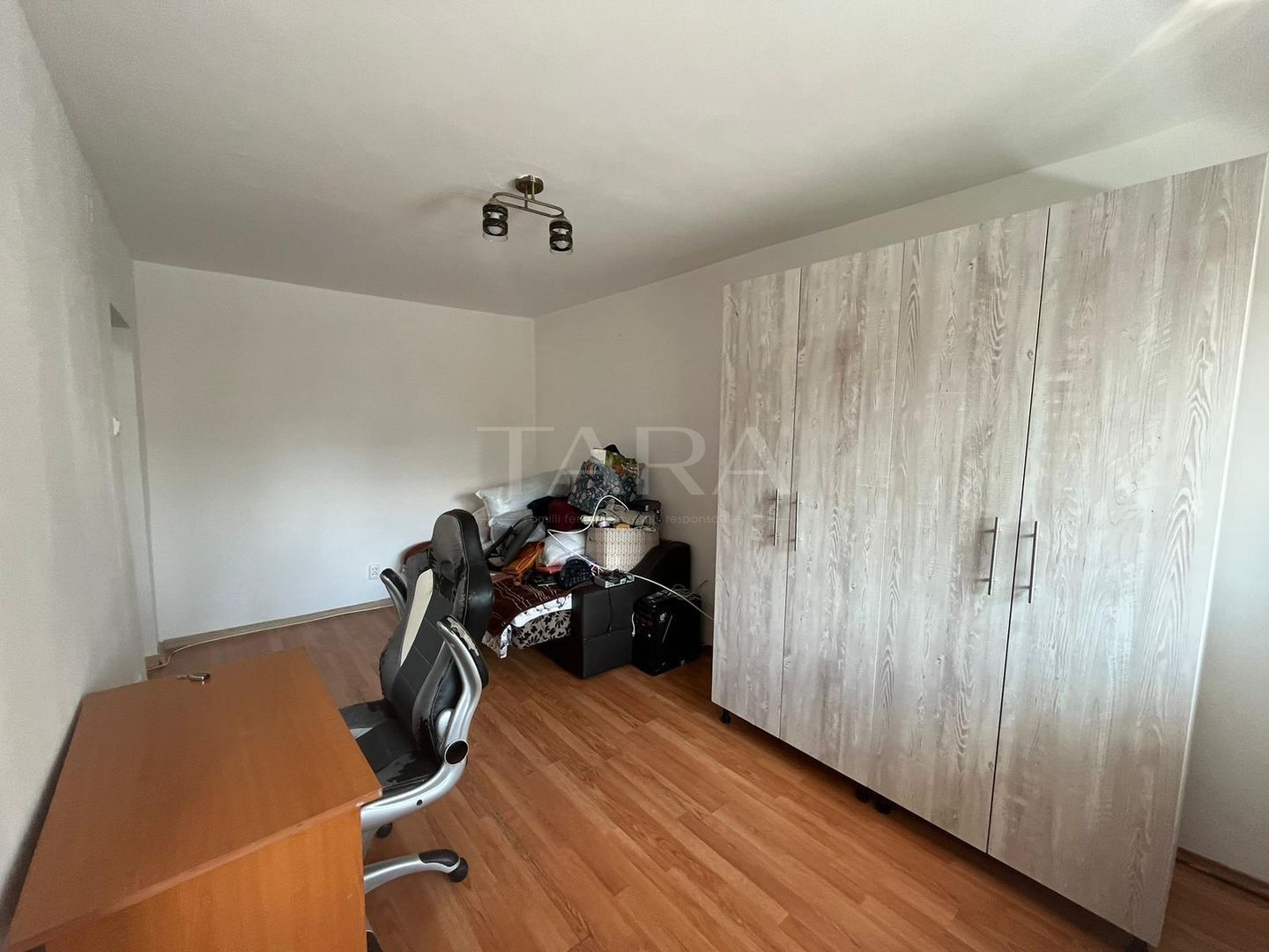 Garsonieră în zona Centrală – mobilată și utilată - Poză 3