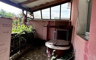 Casa cu anexe si pivniță | Teren intravilan generos | Sannicolau Roman - Poză 3