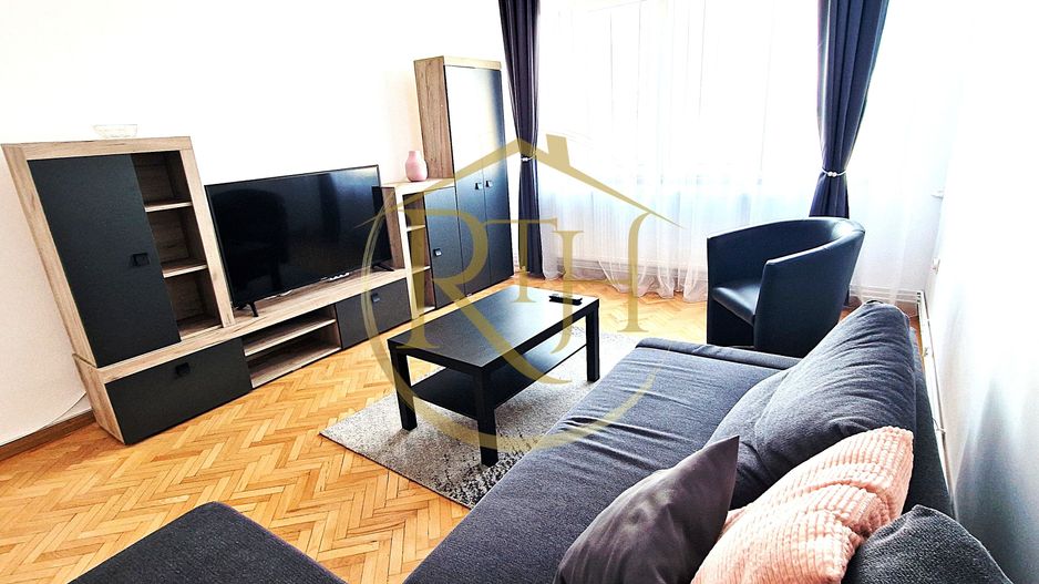 Inchiriez apartament modern cu 2 camere –zona Circumvalatiunii-Complex Favorit - Poză 3