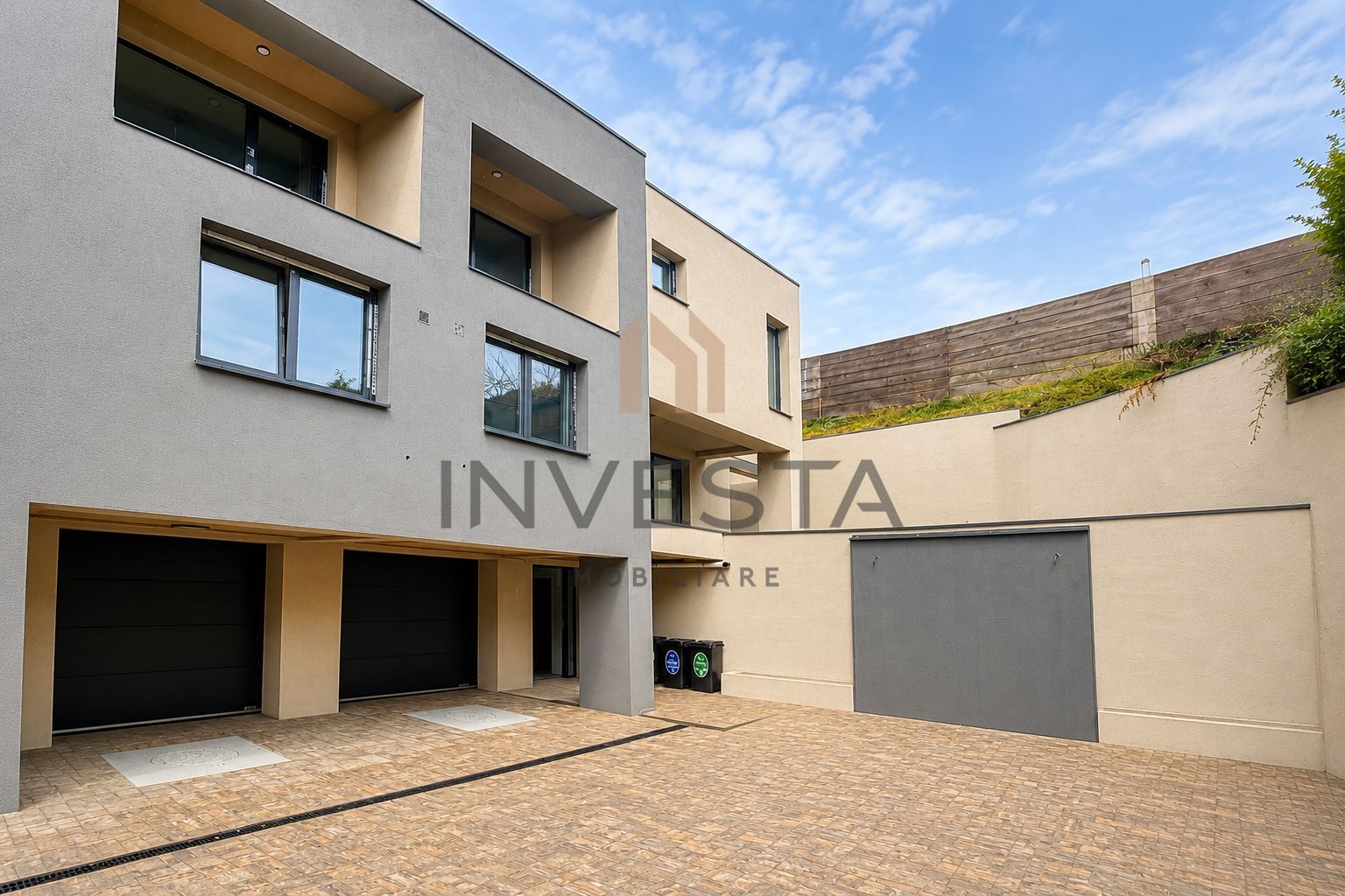Duplex nou de 210 mp cu garaj si terasa panoramica, Andrei Muresanu - Poză 1