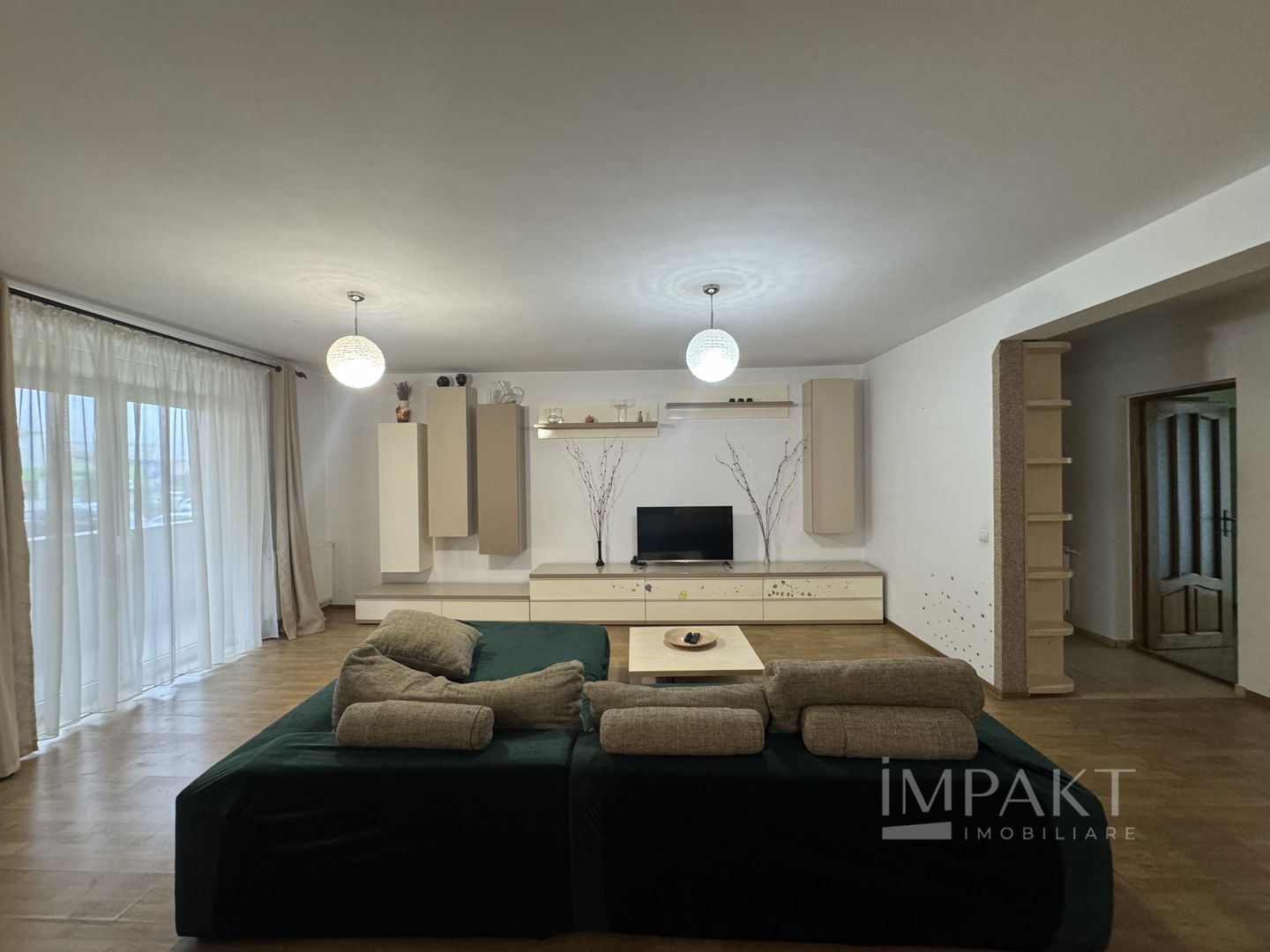 Apartament 84mp 3 camere in Buna Ziua de închiriat, parcare - Poză 3