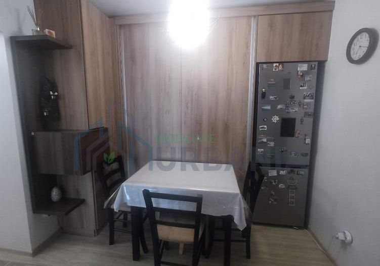 Apartament 2 camere decomandat, etaj intermediar, bloc renovat, zona Podu Roș - Piața Nicolina, Iași - Poză 5
