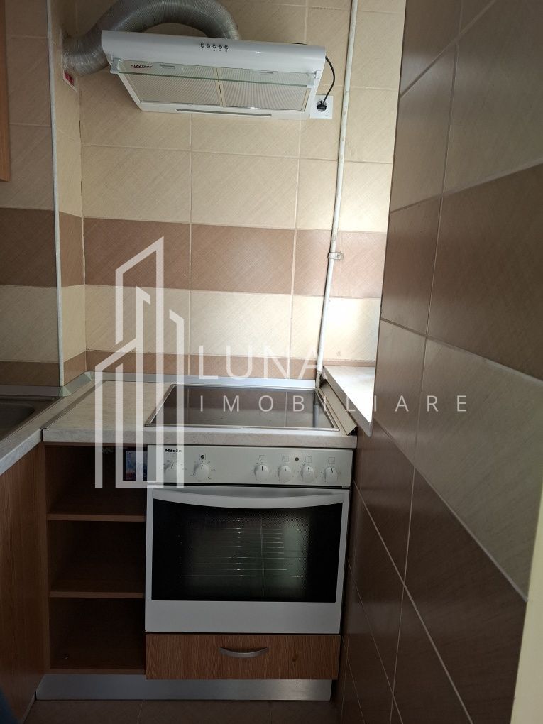 Garsonieră 31 mp | Noua | Mobilată și utilată | Priveliște panoramică - Poză 4