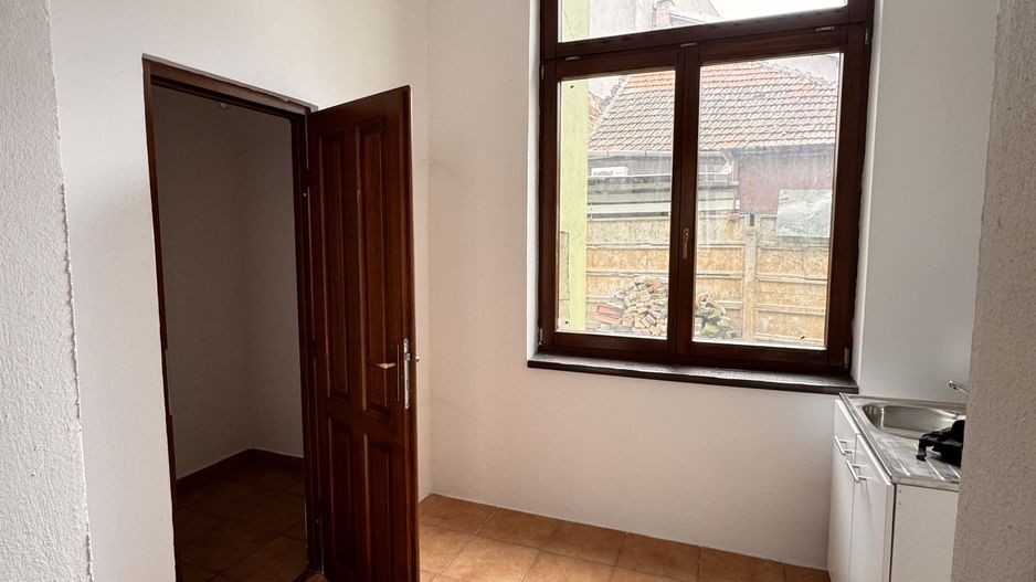 Spațiu comercial de închiriat – Ultracentral, Oradea – 203 mp utili – - Poză 9