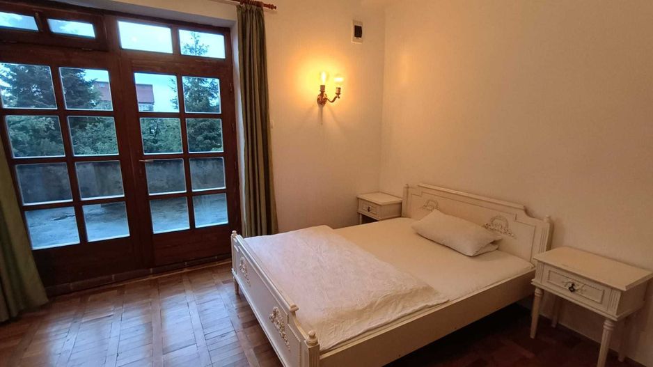 Garsoniera cu terasa proprie in vila interbelica | 20 mp + 16 mp terasa | Centru - Poză 4