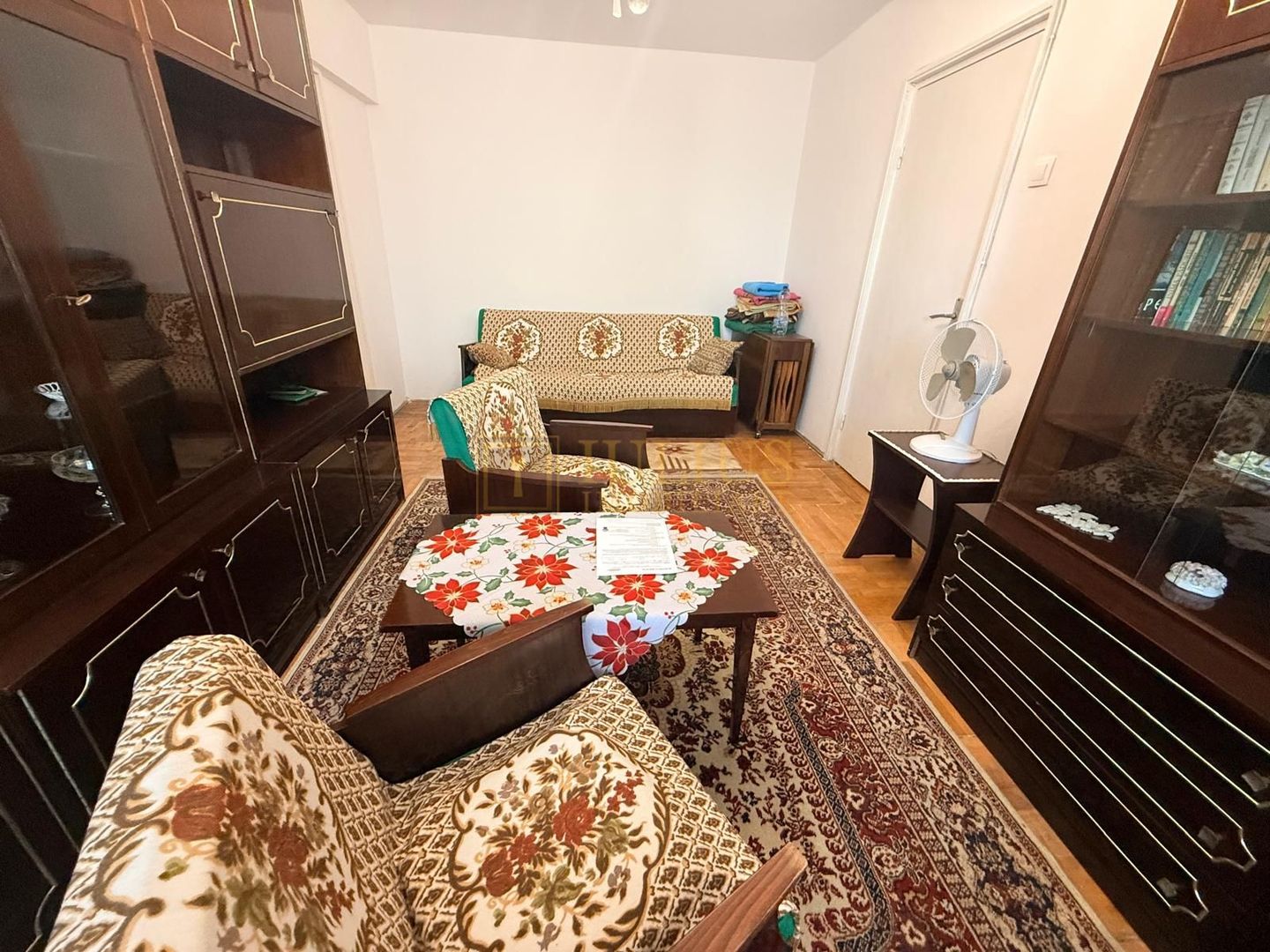 2 camere| cu vedere catre Bega-zona superba| apartament frumos, costuri mici| - Poză 5