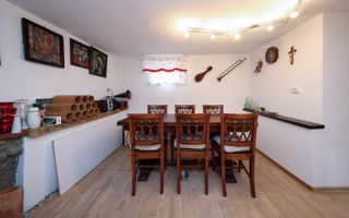 Casă deosebită de vânzare în centrul Brașovului - Poză 31