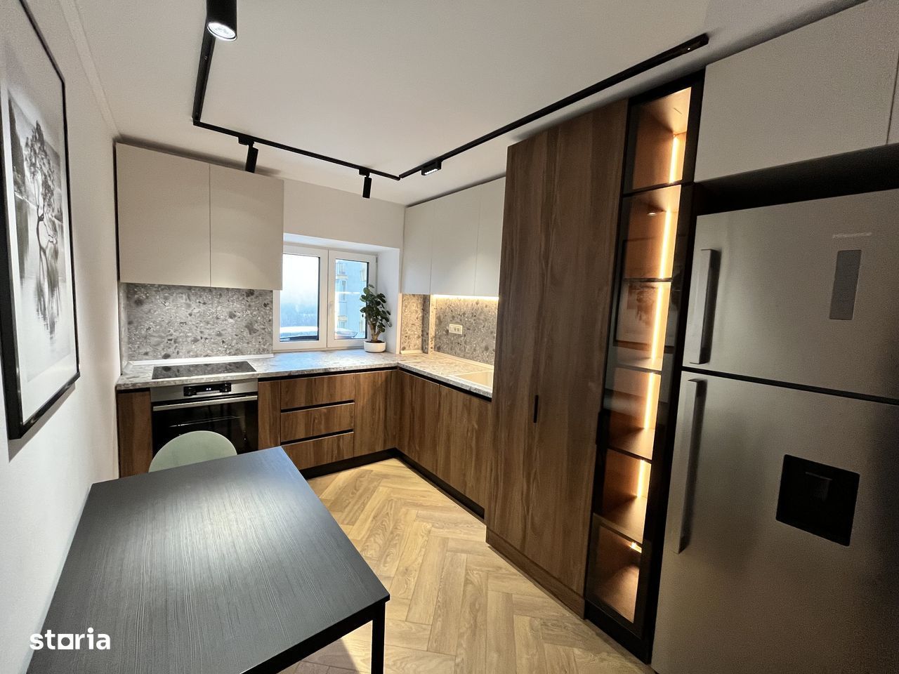 Inchiriere apartament 4 camere vedere parc - Poză 7