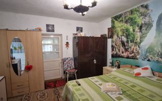 Casă parter cu teren generos de 595 mp, în Șimnicul de Jos – Craiova - Poză 9
