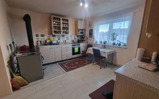 Casă renovata cu teren generos | Anexe | Gurasada | Hunedoara - Poză 16