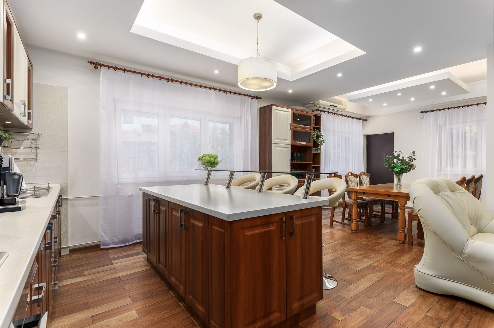 Vila Superba 360 mp - LOT 510 mp - Parcul Circului - Lacul Tei - Poză 15