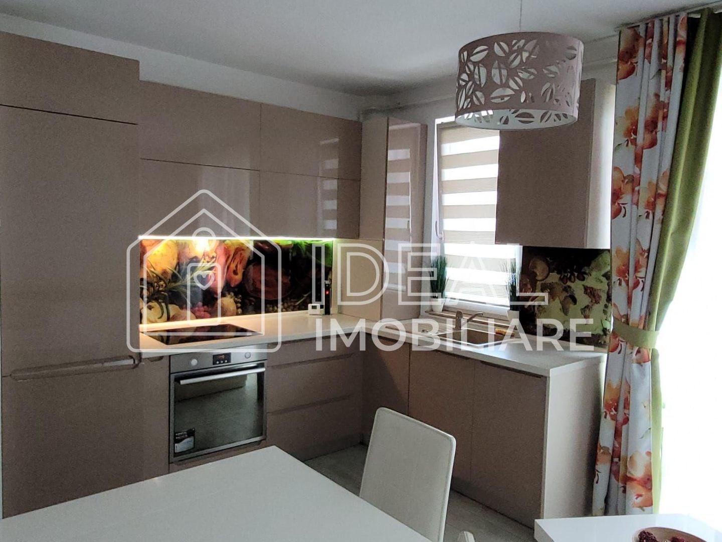 Apartament cu 2 camere de vanzare in Calea Cisnadiei - Poză 2