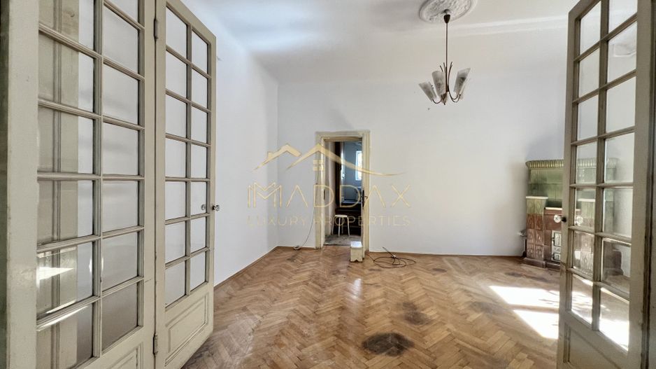 Vila EXCLUSIVISTA ***6 camere***// Dorobanți - Capitale - Poză 1