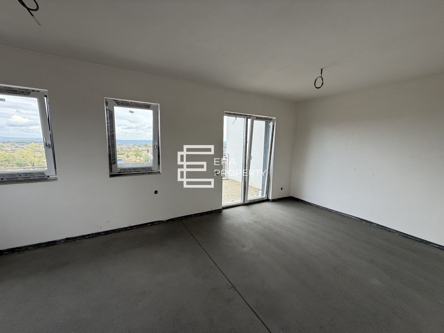 Casă nouă, cu pivniță, pod și 3 dormitoare – situată pe colț - Cisnadie - Poză 14