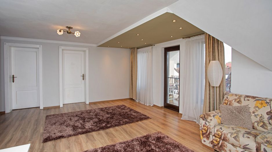 Vilă P+M, Clujului, 190 mp, teren 520 mp, singur în curte. 230 000 E - Poză 31