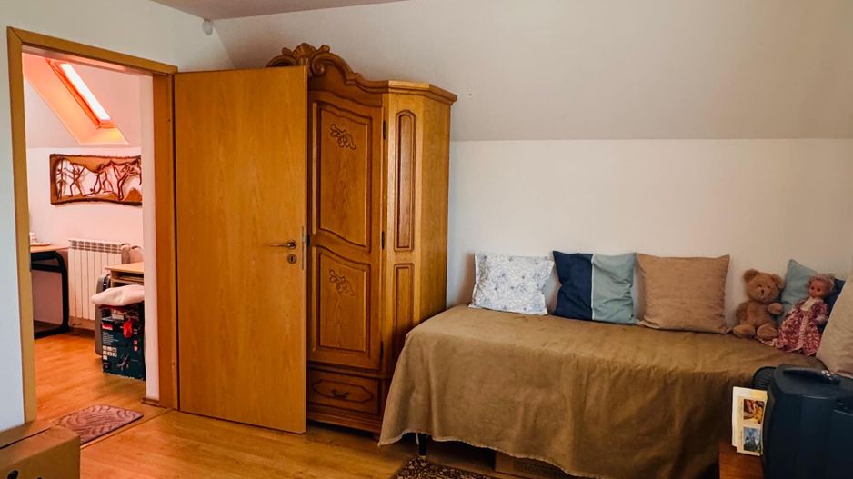 Casa parter si etaj - teren 1250 mp in Satu Nou Comuna Tamaseu - Poză 7