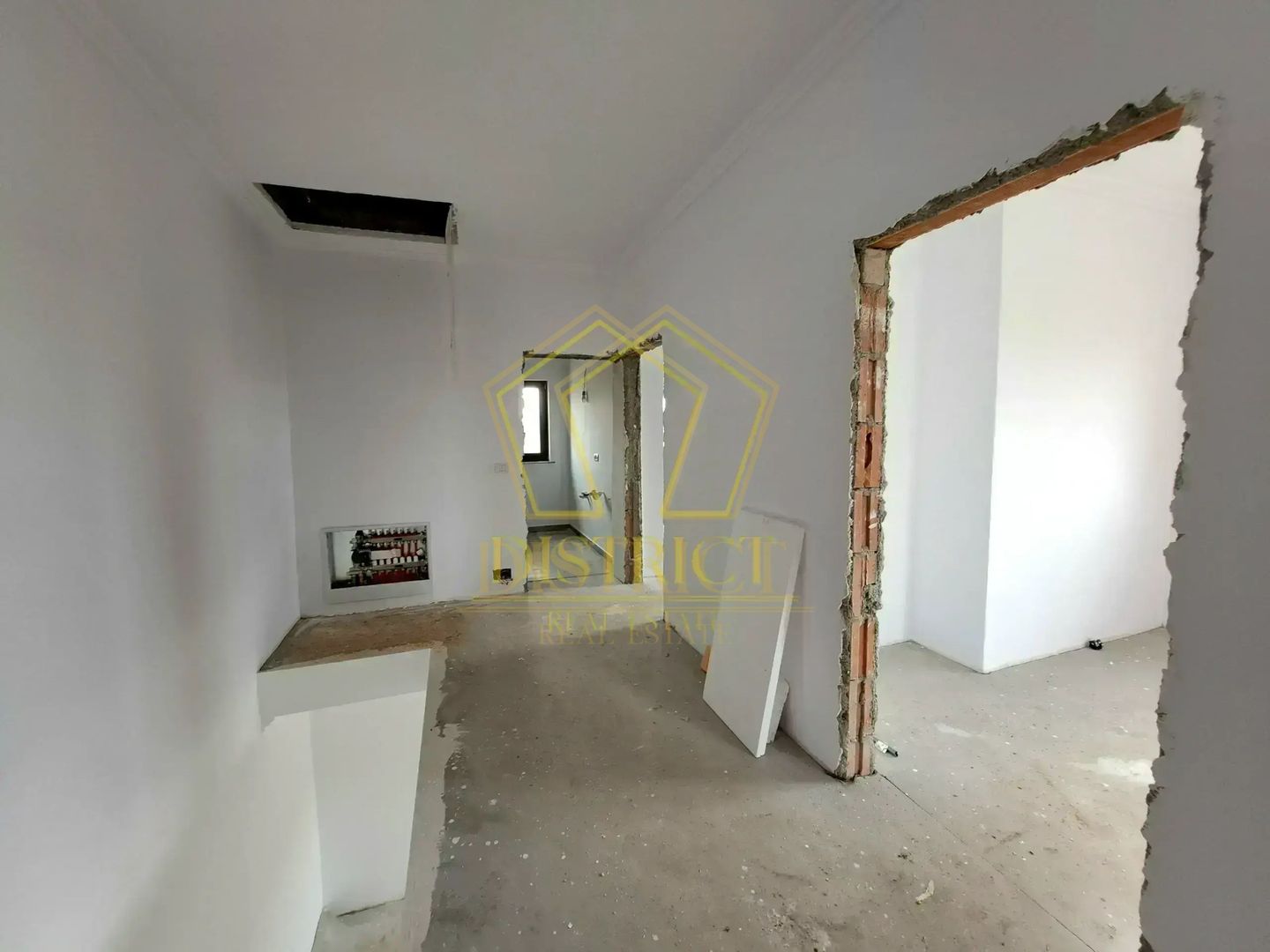 Duplex cu 5 camere, bucatarie inchisa, la cheie | Giarmata Mare - Poză 15