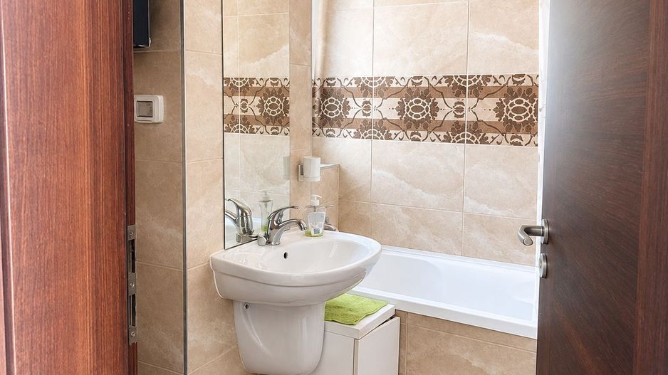 Apartament cu 3 camere și 2 băi, Iris 3 – 70 mp, 550 €/lună - Poză 8
