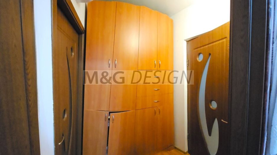 Etaj 2 , 2 camere zona Freidorf - Poză 5