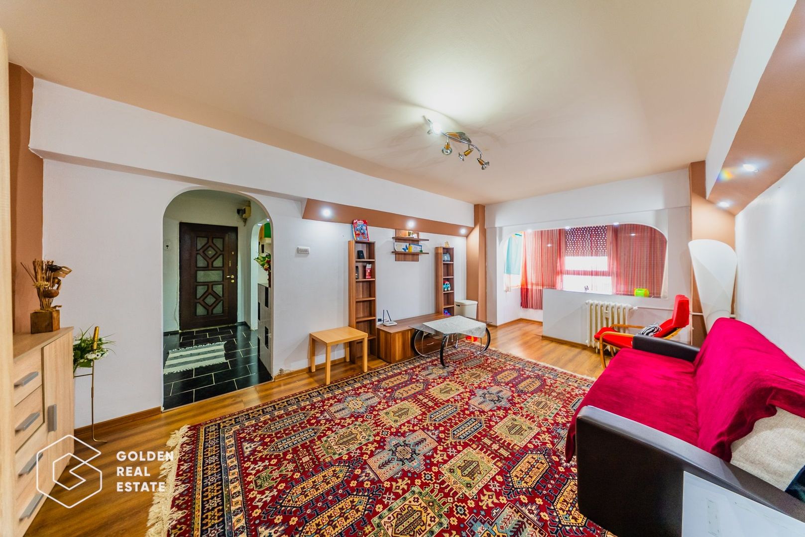 Apartament 2 camere, Micalaca, etaj 3, comision 0% - Poză 1