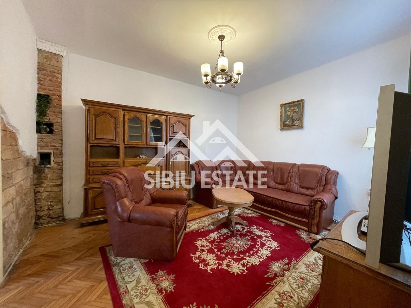 Apartament de vanzare cu 2 camere Zona- Centrul Istoric - Poză 1