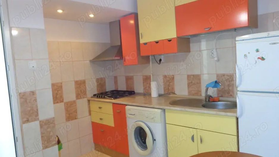 GARSONIERA  LUMINOASA ZONA DOROBANTI - Poză 2