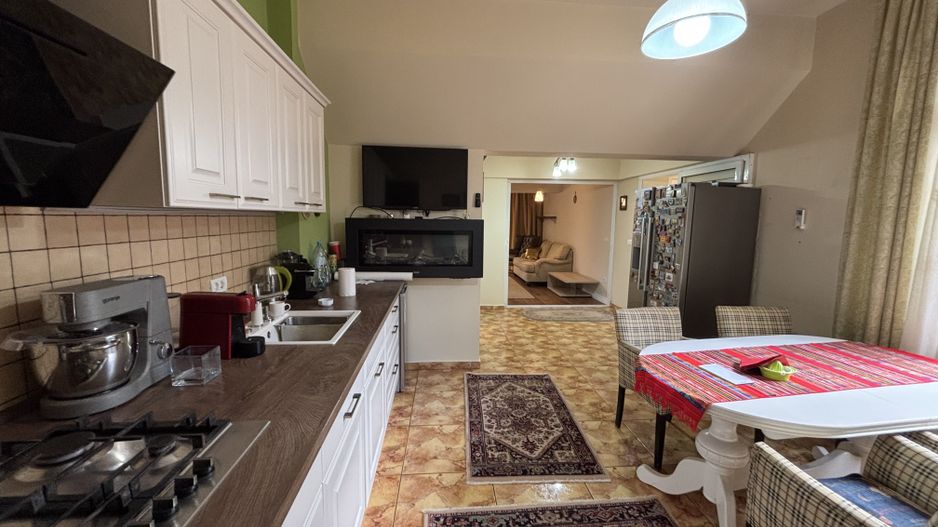 Apartament privat la casa la 5 minute de Piața Victoriei - Poză 25