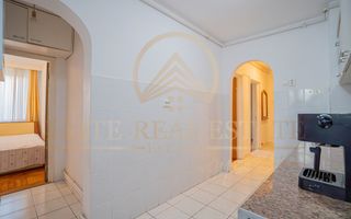 Far - Vânzare apartament cu 3 camere confort 1, situat la etajul 1. - Poză 15