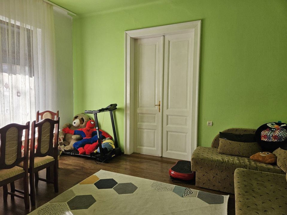 Casa mare, solida, Timisoara, D+P, 5 camere, 2 bai, Zona Lipovei - Poză 2
