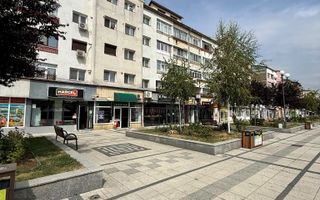 Spațiu comercial ultracentral de închiriat, Pașcani - Poză 5